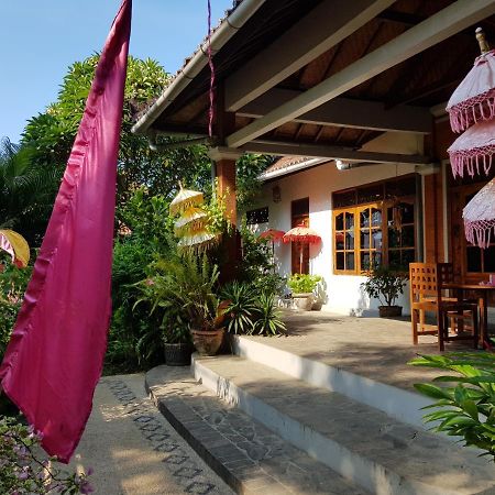 Villa Lumbalumba Lovina  Bagian luar foto